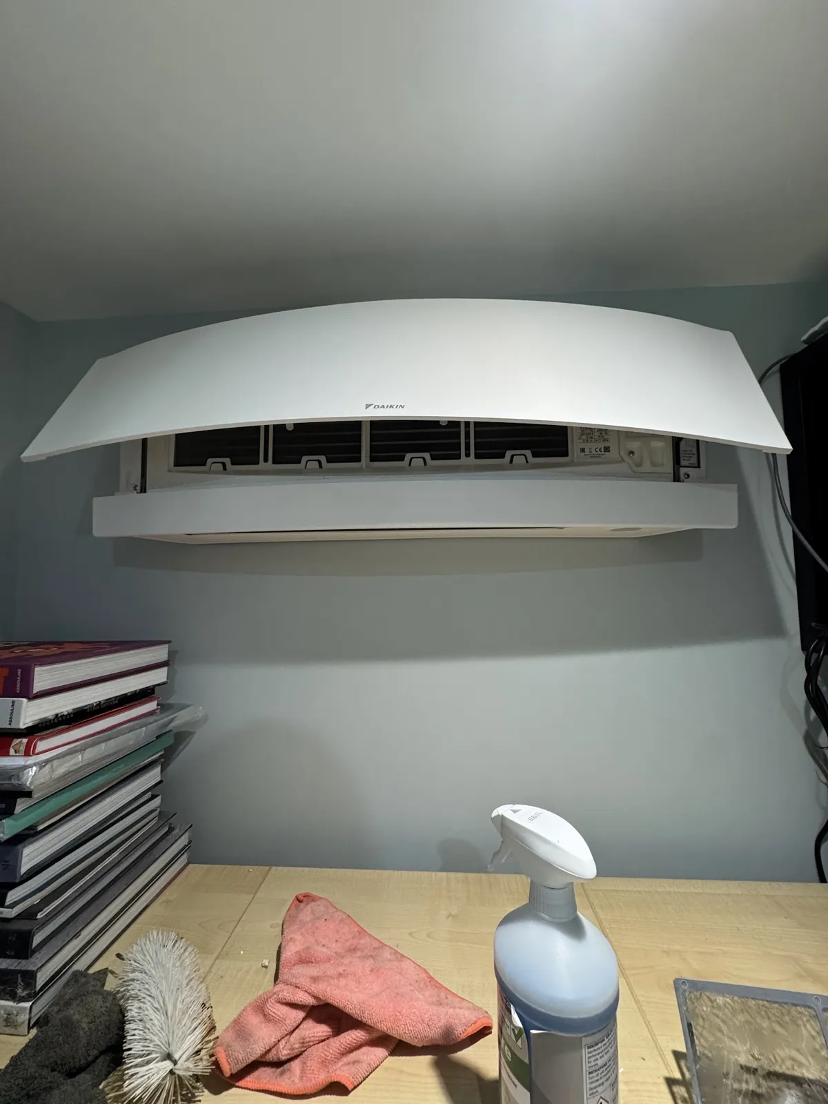 Home office, Daikin: air conditioning installed by Urban Heating & Cooling, Essex
